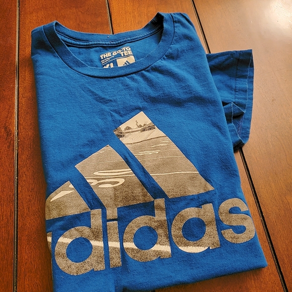 adidas Other - Adidas short sleeve tshirt